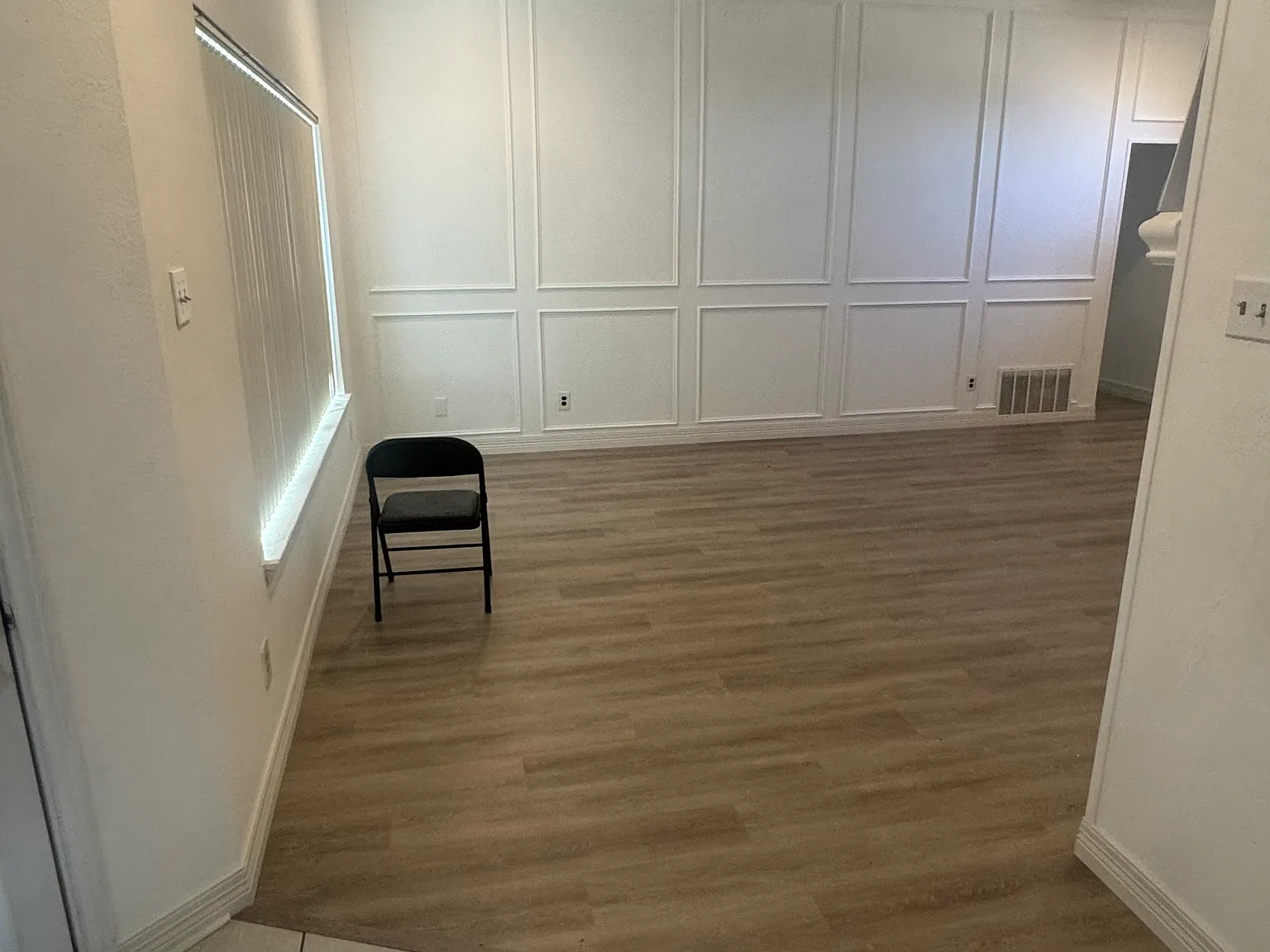 710 Echo Dr — Photo 2