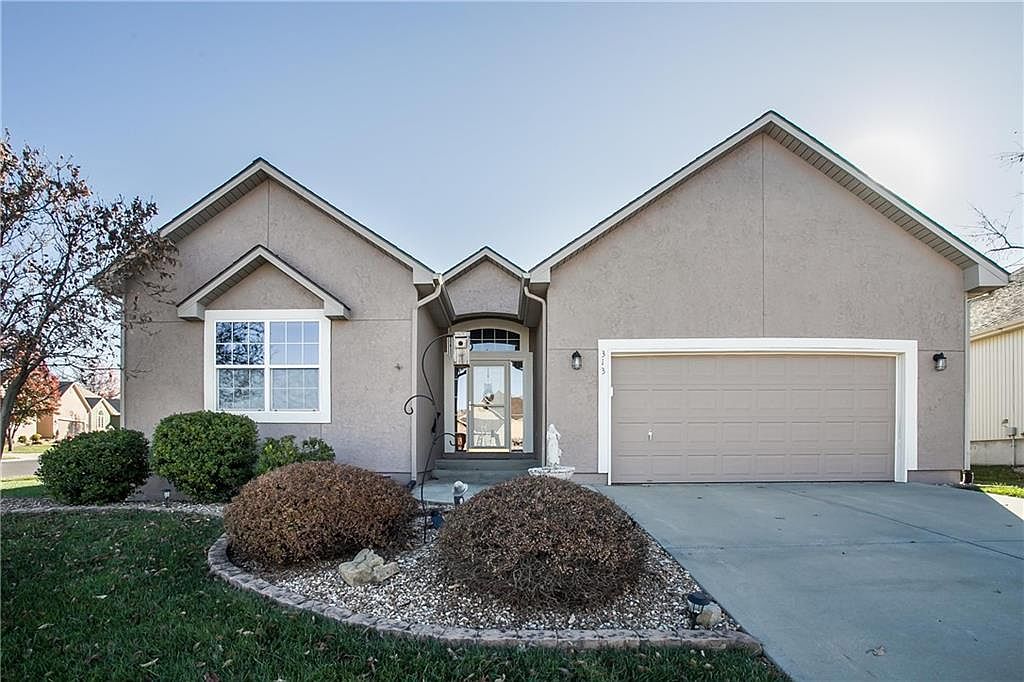 313 Alexander Creek Ct, Raymore, MO 64083 MLS 2462759 Zillow