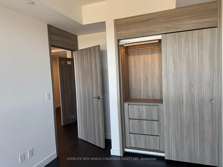 68 Esther Shiner Blvd #1009 — Photo 10
