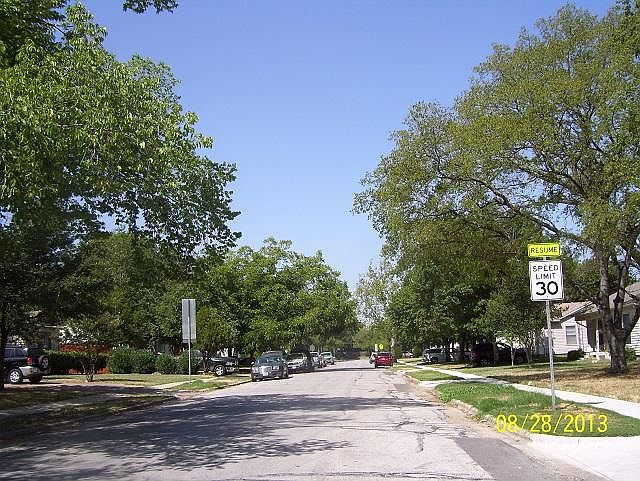 2nd image of 1214 Schulze Dr