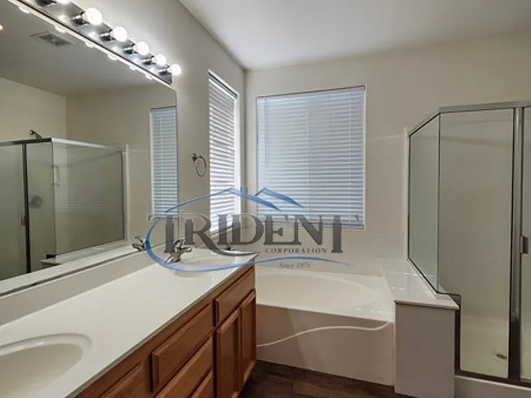 1038 Zanes Dr — Photo 11