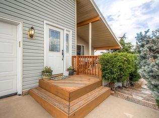 1220 Castlewood Dr, Franktown, CO 80116