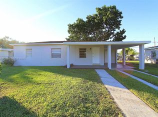 14340 Graves Dr, Miami, FL 33176