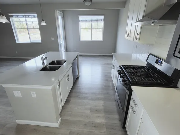 5329 Canyon View Dr, Castle Rock, CO 80104