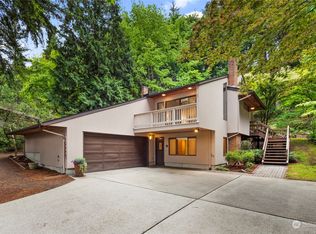 18922 45th Pl NE, Lake Forest Park, WA 98155