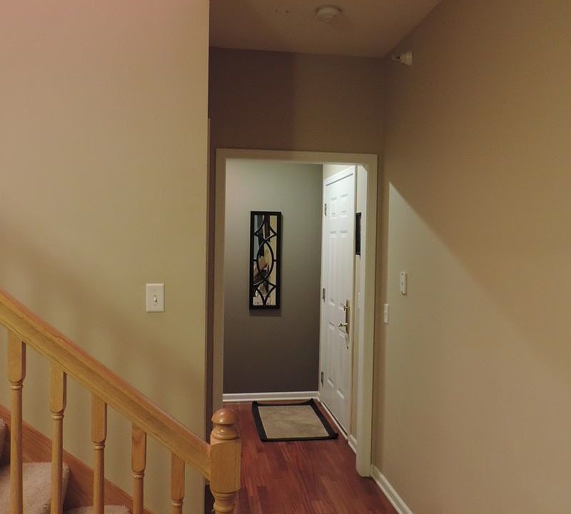 Hall from Kitchen to 1/2 bath