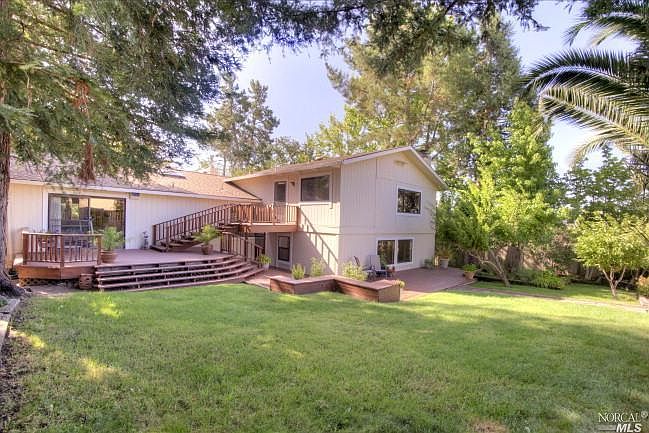 2nd image of 1725 Casita Ct