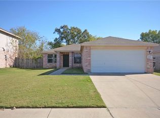 2905 Dillard St, Fort Worth, TX 76105