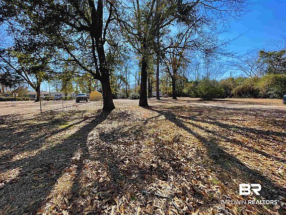 3rd image of 12180 Stroh Rd