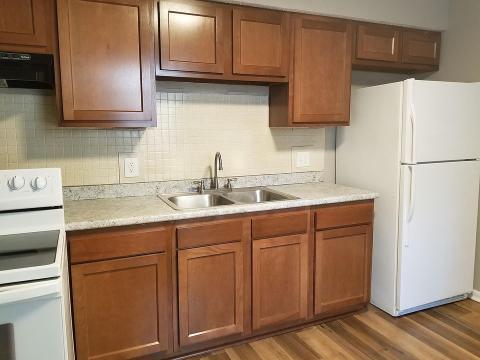 1st image of 7225 Buffalo Ave #2-1