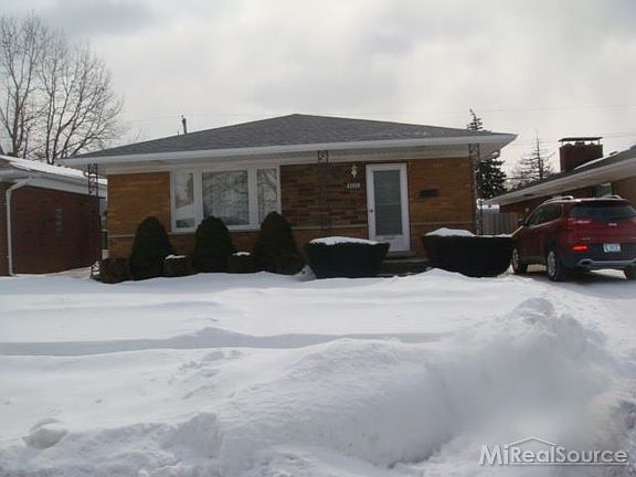 2nd image of 8222 Stanley Dr