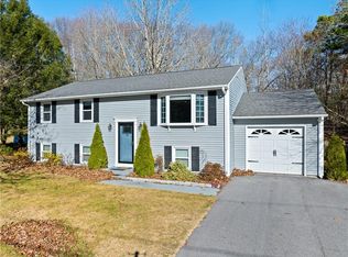 24 Watercress Ct, Coventry, RI 02816