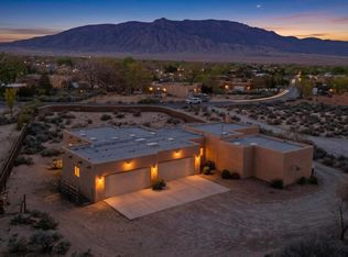 322 Sagebrush Dr, Corrales, NM 87048