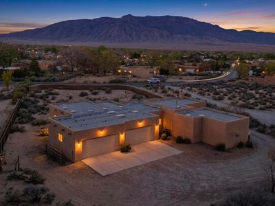 322 Sagebrush Dr, Corrales, NM, 87048
