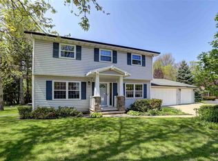 1035 Sande St, Neenah, WI 54956