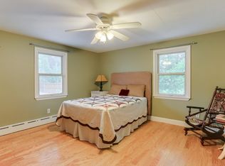 23 Porter Rd, East Longmeadow, MA 01028