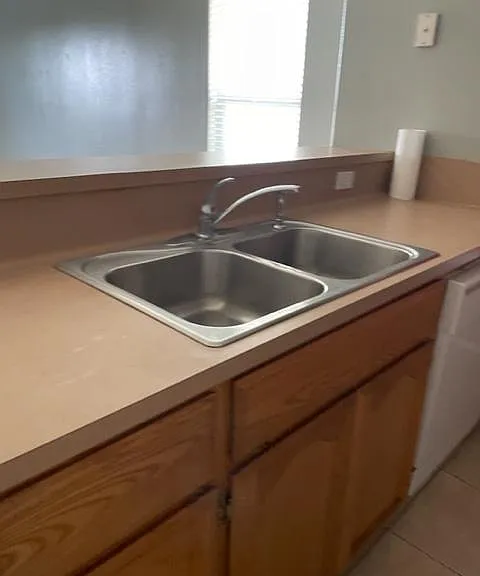 210 Lime Dr #210 — Photo 3