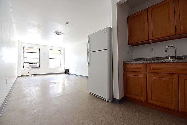 1st image of 85 Bowery #4E