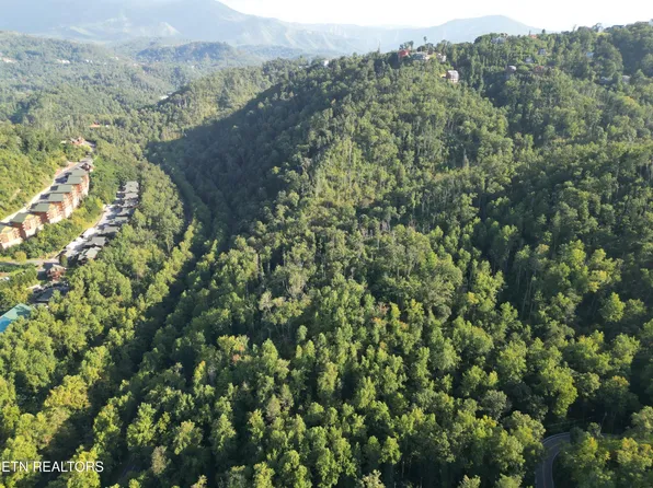 0 Wiley Oakley Dr, Gatlinburg, TN 37738