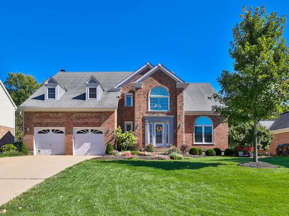 12108 Village Woods Dr, Cincinnati, OH 45241