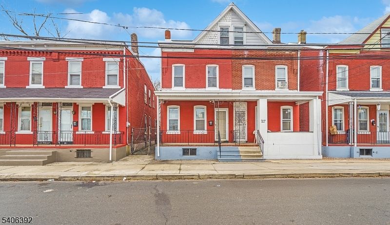 1st image of 21 Short St