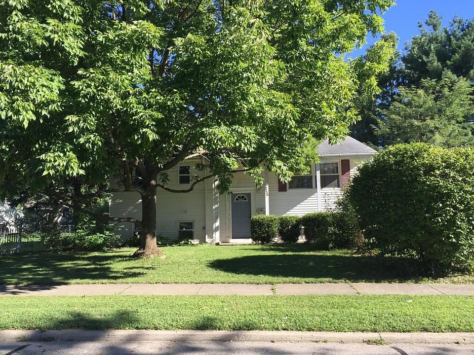 1st image of 438 Denwood Dr S