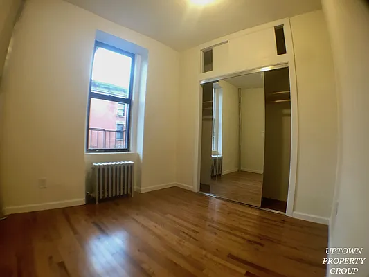 Rented by Uptown Property Group | media 29