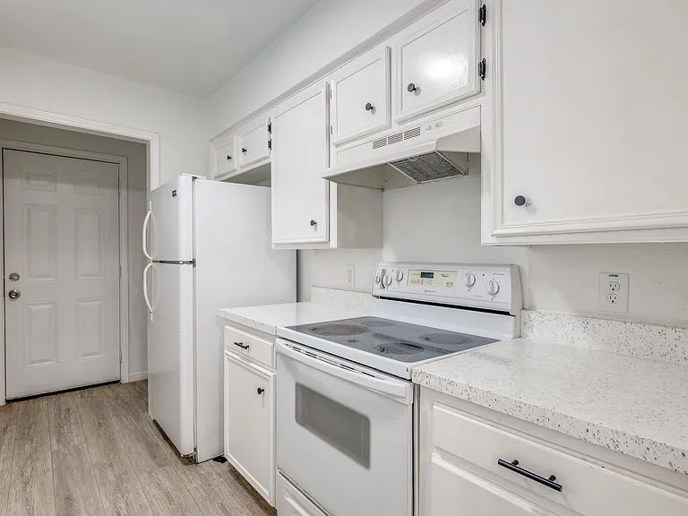 2428 Summer Place Dr #2428 — Photo 5