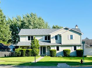 1125 McCall Ct, Rochelle, IL 61068