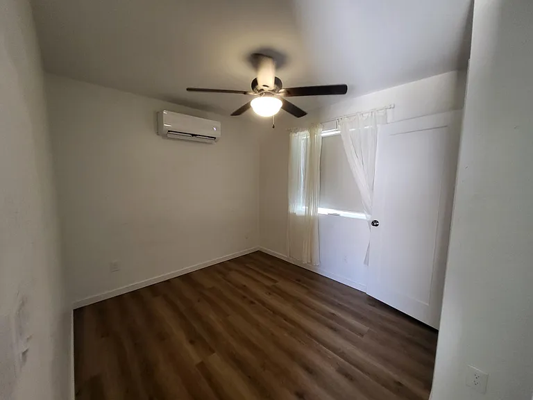 1522 W Polk St #2 — Photo 10