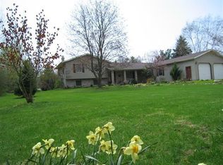 231 Cedar Dr, Mount Pleasant, MI 48858