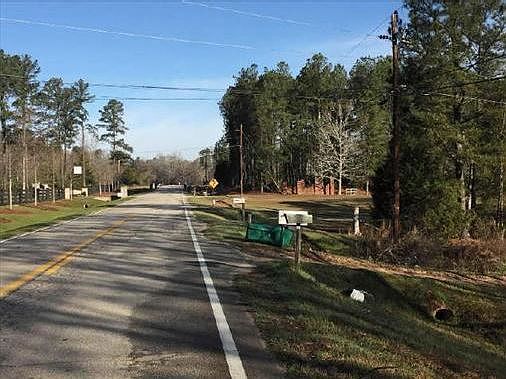 2nd image of 1611 Swint Rd