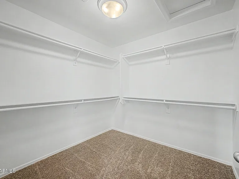 2879 N Claire Dr — Photo 20