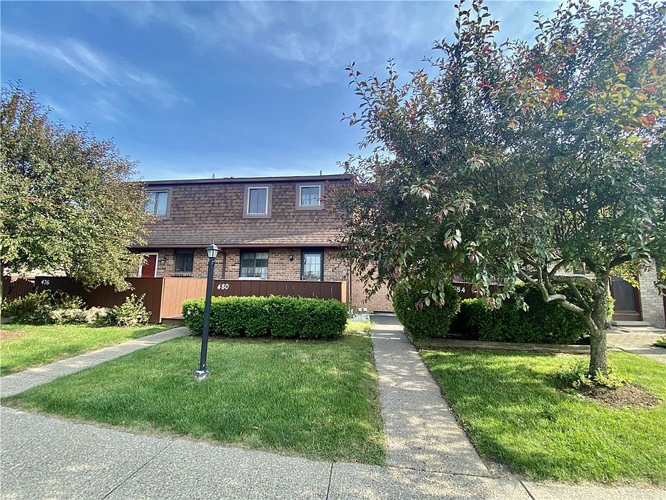 1st image of 480 Surrey Hill Way
