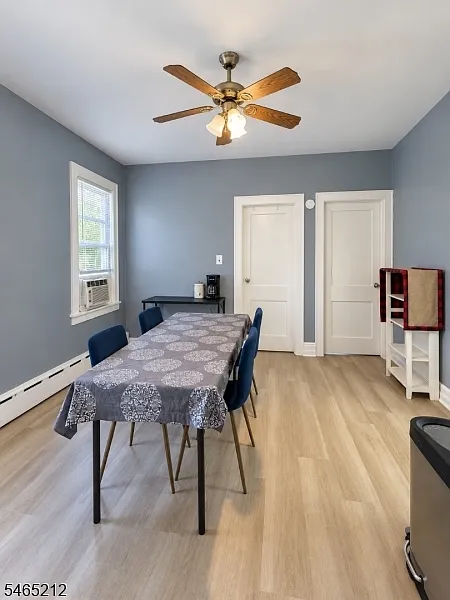 2 bed, 1.0 bath, $2,200 — Photo 3
