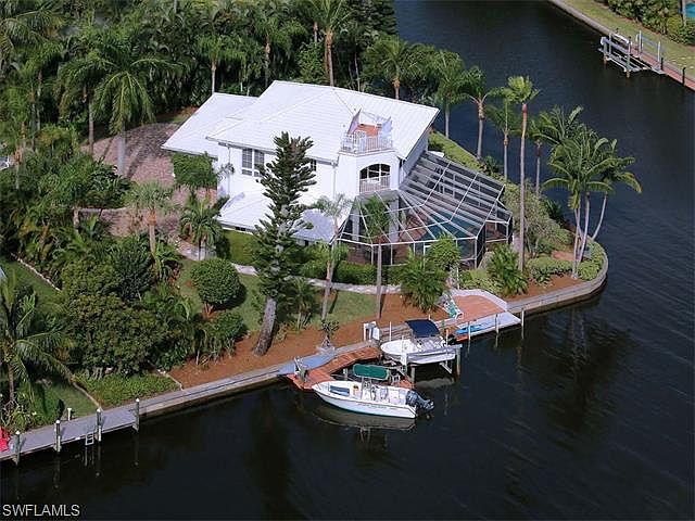 1st image of 1688 Hibiscus Dr