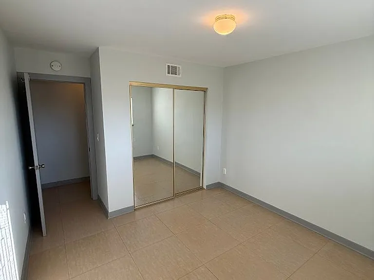 11725 Monogram Ave — Photo 16