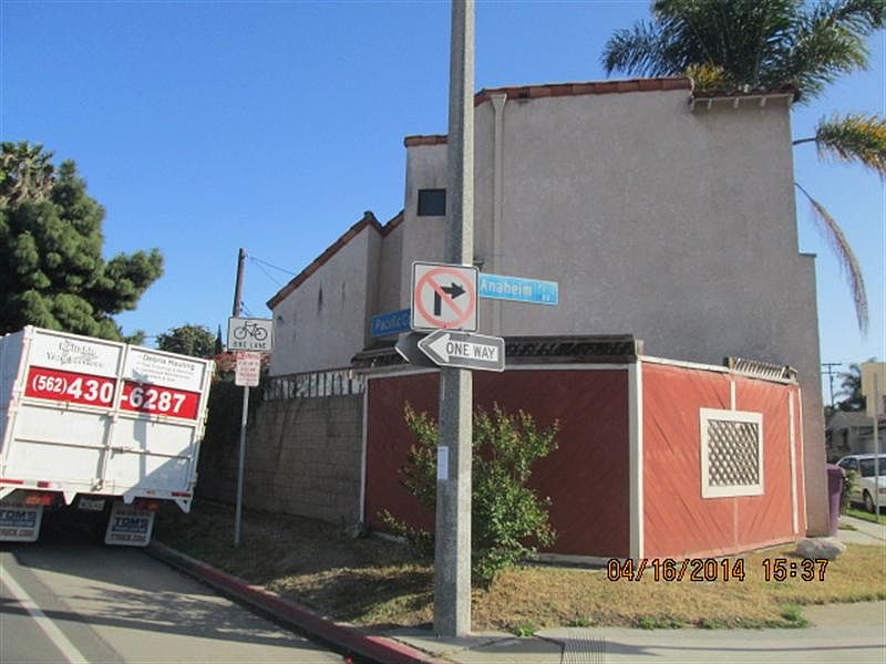 2nd image of 1448 N Anaheim Pl