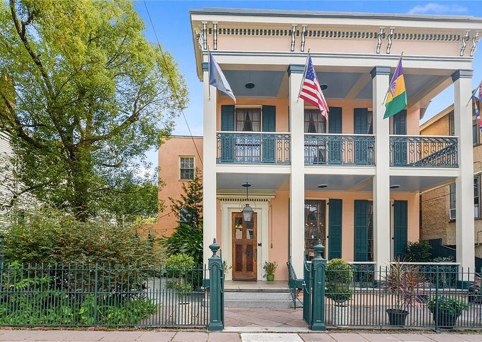 1st image of 1726 Prytania St