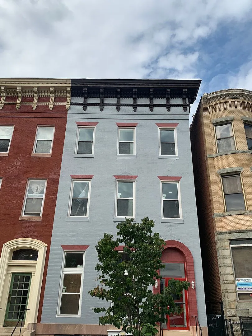 Building Photo - 2202 Maryland Ave