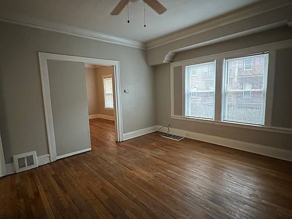 3rd image of 13811 Byron Ave #3