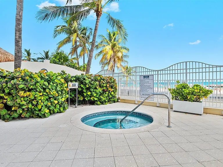16699 Collins Ave #4204 — Photo 36