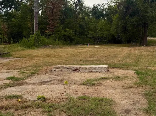 105 Maple St, Rayville, LA 71269