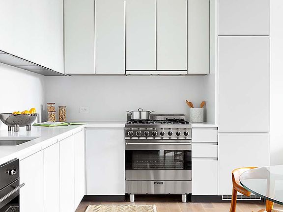 3rd image of 150 Rivington St APT 3B
