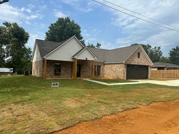 105 Huddleston Dr, Ripley, MS 38663