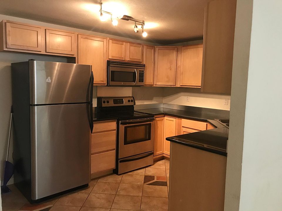 1st image of 1045 N Clarkson St APT 104