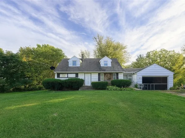 1513 Church Rd, Hamlin, NY 14464