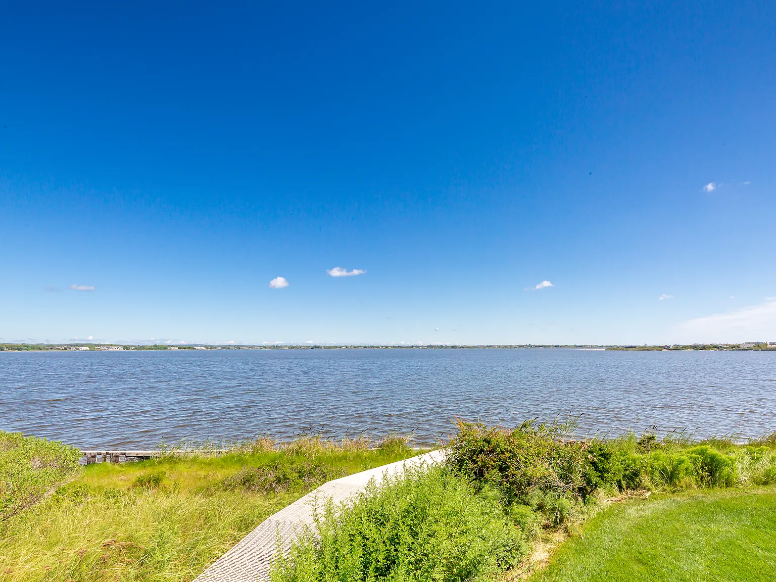 Flying Point Water Front Rental — Photo 4