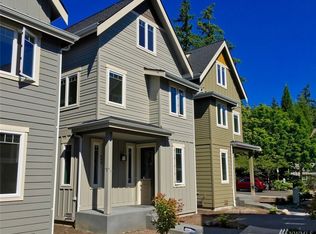 693 Wintersweet Rd NE, Bainbridge Island, WA 98110