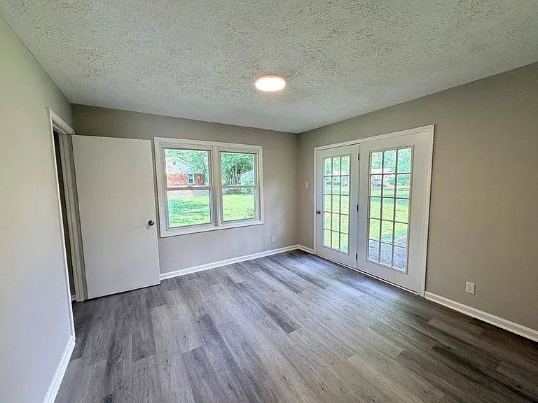3420 Candy Dr — Photo 6